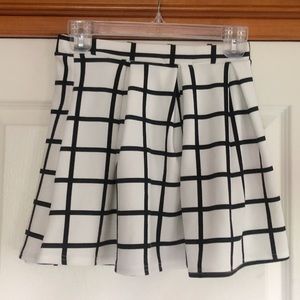 Chic Boohoo skirt